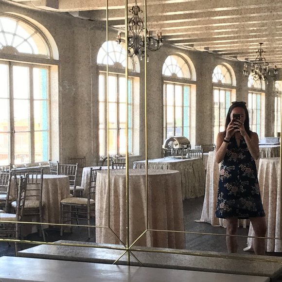 Meet your Posher, Eliza - Picture 3 of 3